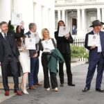 Como um dos apoiadores originais de Maga, Cernovich Trump bateu por mais de uma década e conseguiu seu lugar entre os 15 corpos de chama on -line que começaram na reunião 27 (foto acima)