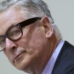 A demanda de Alec Baldwin contra os funcionários do Novo México demitidos
