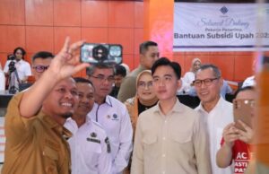 A distribuição da BSU nos correios de Pekanbaru tem 92 %, Menaker: o destinatário entende cada vez mais o mecanismo A distribuição da BSU nos correios de Pekanbaru tem 92 %, Menaker: o destinatário entende cada vez mais o mecanismo