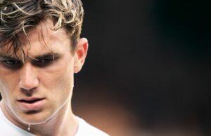 A dor anual do desejo de um campeão de Wimbledon em casa O casal organizou a roupa em suas camas.