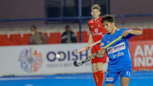 A equipe de hóquei masculino da Índia continua invencível na Europa, derrota a França por 3-2

