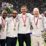 A equipe de revezamento masculino britânico recebe campeonato mundial 28 anos depois, após a desqualificação dos EUA