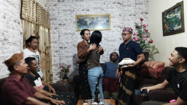 A esposa da polícia devolveu o histórico de Arisan da RP. 35 milhões, a vítima retirou o relatório na delegacia regional de West Mangarai

