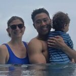A estrela de 'The Valley', Janet Cafarna, faz uma viagem em família planejada para a Suíça no meio dos relatos de que os Estados Unidos deixaram