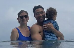 A estrela de ‘The Valley’, Janet Cafarna, faz uma viagem em família planejada para a Suíça no meio dos relatos de que os Estados Unidos deixaram A estrela de 'The Valley', Janet Cafarna, faz uma viagem em família planejada para a Suíça no meio dos relatos de que os Estados Unidos deixaram