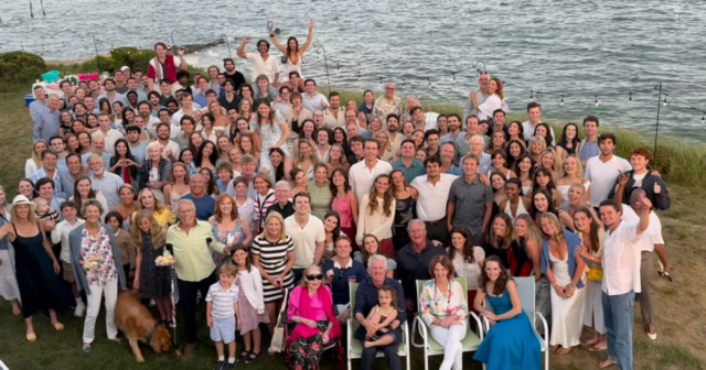 A família Kennedy comemora em 4 de julho.