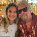 A filha de Sir Richard Branson, Holly (foto), elogiou seus pais por permitir que ela se identificasse como menino durante toda a infância