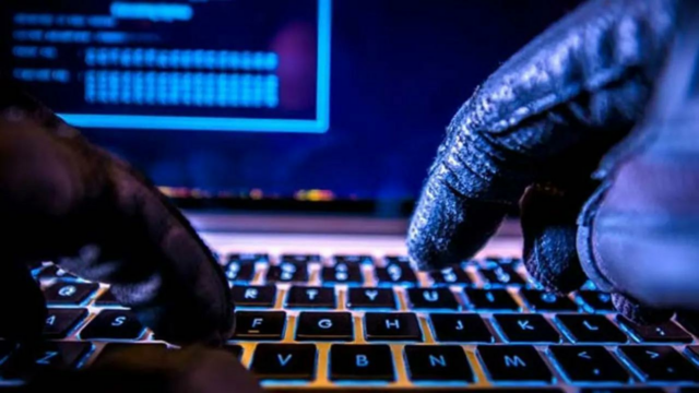 A fraude está se desenvolvendo com seus medos; Não saia

