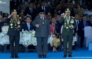 A garantia do chefe da polícia nacional mobilizará programas do governo A garantia do chefe da polícia nacional mobilizará programas do governo