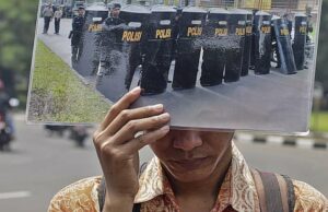 A intolerância liderou um criminoso em Sukabumi, um membro da DPR que destaca a coragem do estado para proteger os direitos de seu povo A intolerância liderou um criminoso em Sukabumi, um membro da DPR que destaca a coragem do estado para proteger os direitos de seu povo