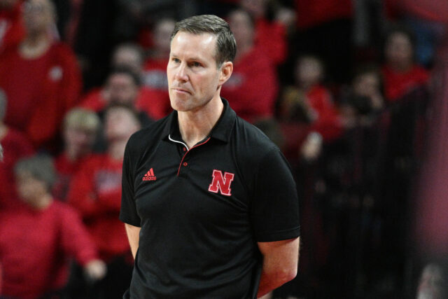 A lenda do basquete de Nebraska Cornhuskers, Larry Florence


