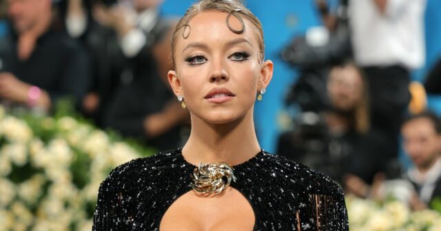 A máscara de sono de Sydney Sweeney para lábios macios tem quase 5.000 raves

