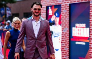 A namorada de Paul Skenes, Olivia Dunne, compartilha o 2X All-Star e desmaios dos Piratas. March Madness Logo