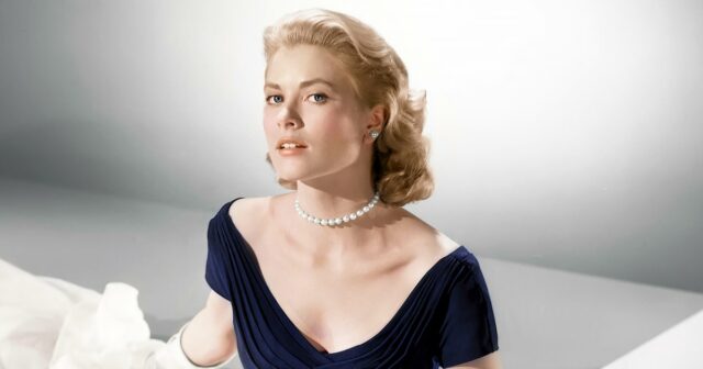 Esquerda: Grace Kelly. Direita: Camille Gottlieb. 