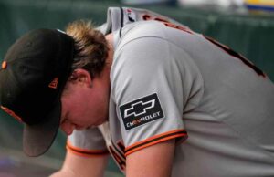 A perda de SF Giants chega a seis jogos porque o canto dos pássaros não registra um fora A perda de SF Giants chega a seis jogos porque o canto dos pássaros não registra um fora