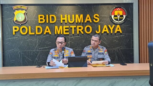 A polícia imediatamente apontou para o suspeito da acusação de um falso diploma de Jokowi, quem é sua figura?

