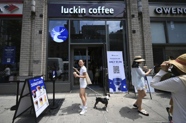 A resposta da China à Starbucks lançam as primeiras lojas nos Estados Unidos

