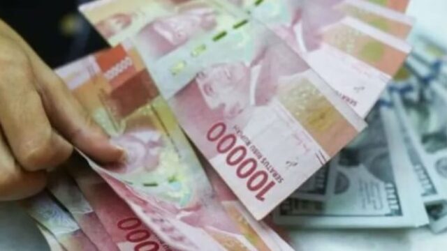 A rupia abre mais baixo para o nível RP 16.218 por dólar americano, é projetado que o reforço é limitado por causa disso

