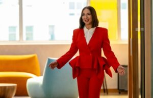 A terceira temporada de ‘Looting’ senta o primeiro -ministro de outubro da Apple TV + é provocado por ser uma esperança de resolução para o Cliffhanger romântico | Vídeo Jogando