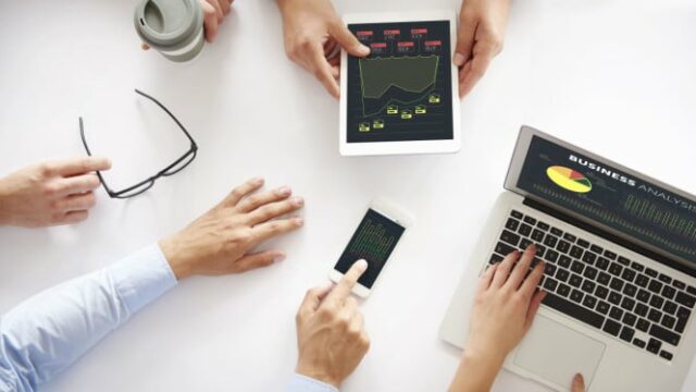 A transformação da equipe principal de negócios sobrevive no meio de uma crise, o fluxo de caixa deve ser integrado!

