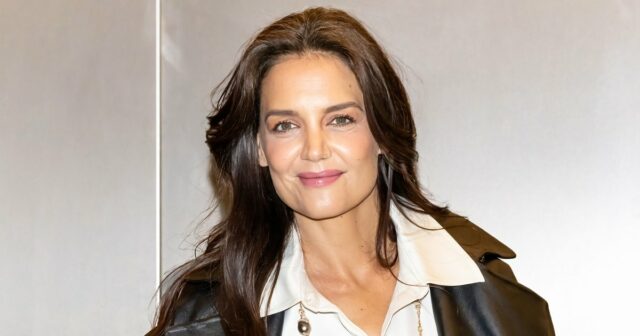 AMO a bolsa de US $ 795 de Katie Holmes? Este aspecto semelhante de US $ 27 tem um desconto de 30%

