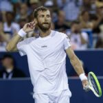 Jenson Brooksby jogou tênis em Wimbledon.
