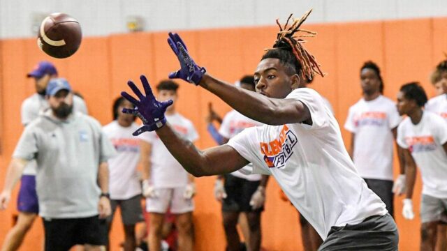 Alabama mantém WR em um estado quando Morgan comete


