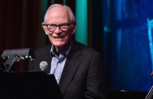 Alan Bergman, Lyrics “The Way We We Were” e Osn Doc, morreu aos 99 anos) Alan Bergman, Lyrics "The Way We We Were" e Osn Doc, morreu aos 99 anos)