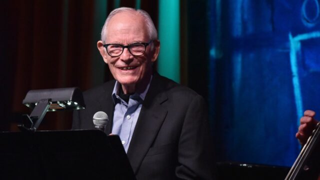 Alan Bergman, Lyrics "The Way We We Were" e Osn Doc, morreu aos 99 anos)

