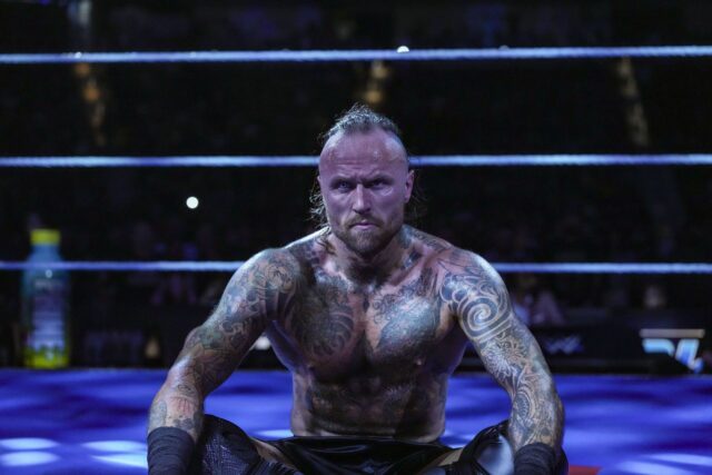 Aleister Black, pela primeira vez no SummerSlam para combater o antigo campeão mundial dos pesos pesados ​​da WWE? Explorar a possibilidade

