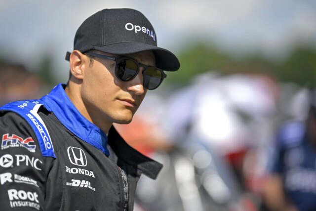 Alex Palou, Mid -ohio 2025 NTT IndyCar Series Honda Indy 200 em frente ao direito - Fonte: Getty