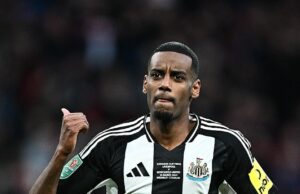 Alexander Isak Jets to Old Club para treinamento individual em meio à incerteza mais de 150 milhões de libras do futuro de Stjärn -com Newcastle Stag para mega ofertas de dinheiro do Liverpool Alexander Isak Jets to Old Club para treinamento individual em meio à incerteza mais de 150 milhões de libras do futuro de Stjärn -com Newcastle Stag para mega ofertas de dinheiro do Liverpool