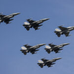 Aliado da Otan Scramles Futander Futander Jets como Rússia tiros perto da fronteira
