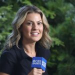 Amanda Balionis mostra a identidade do novo treinador (empréstimo de imagem: Instagram @balionis)