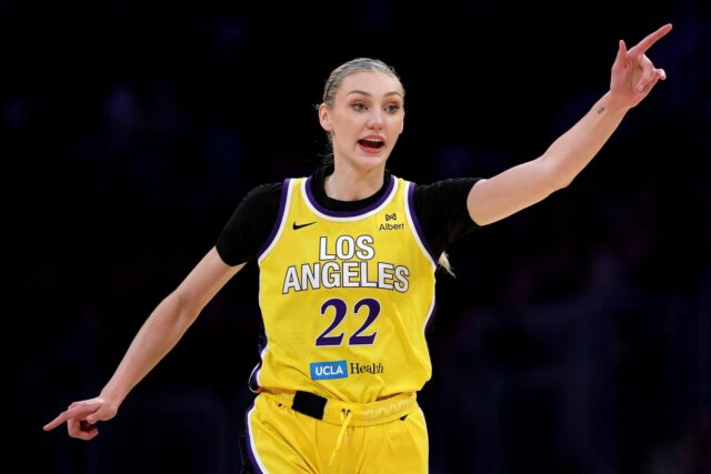 Analista da WNBA vê o caminho para pregar o último ponto de playoff de La Sparks depois que Cameron Brink voltou sem lesão


