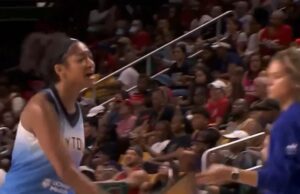 Angel Rezs destruirá o Playder da mão do treinador durante a perda de Skyrocket 070825-Angel-rsap