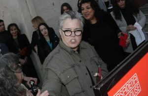 ‘Angry’ Rosie O’Donnell lança raiva de boca suja sobre o veredicto de Diddy e culpa o júri por não ‘acreditar em mulheres’ Rosie O'Donnell, 63 anos, ficou chateada depois que o Sean 'Diddy' Combs foi liberado sobre o tráfico sexual e acusações de extorsão em seu julgamento criminal na quarta -feira em Nova York. Foto 2023 em LA