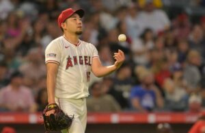 Anjos esquentando, procurar a série Win vs. Rangers MLB: Seattle Meriners no Los Angeles Angels
