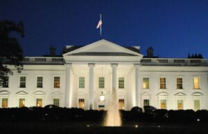 Apple se junta ao empurrão da Casa Branca, que promete renovar os cuidados de saúde digitais A proibição de Tiktok suspensa por 75 dias, mas a ordem de Trump pode não ser legal | A Casa Branca à noite