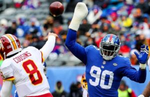 “Aprendi com ela”: Jason Pierre-Paul abre em um incidente de fogos de artifício que custam seus dedos há dez anos "Aprendi com ela": Jason Pierre-Paul abre em um incidente de fogos de artifício que custam seus dedos há dez anos