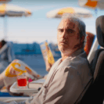 Ari Aster diz que seu pai sugeriu parar de escrever seus filmes depois de "Beau está medo"