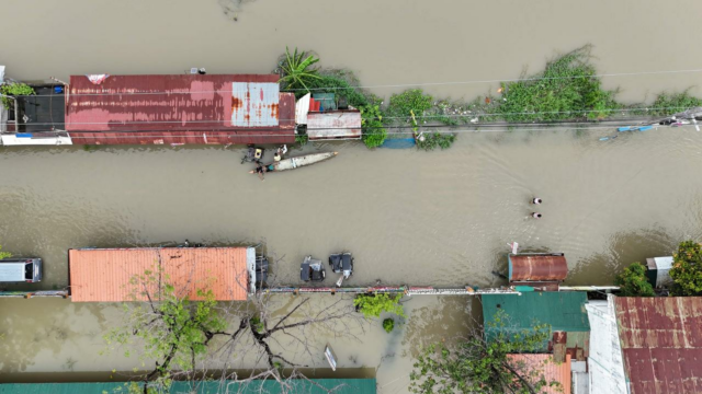 As Filipinas de Mataduras Co-Can-Can, o Norte das Filipinas, 25 mortas e 278.000 evacuação

