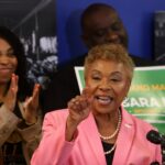 As cidades da área da baía perturbam os sem -teto. Oakland seguirá a prefeita Barbara Lee?