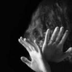 As forças paquistanesas são cobradas em um segundo mês de mulheres em um mês