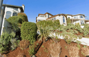 As vendas fecharam em Oakland: US $ 2,1 milhões para uma casa com quatro quartos 6174 Contra Costa Road - Google Street View