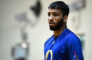 Assistir | O falecido Bloomer Sujeet Kalkal surge como a próxima esperança de lutar na Índia Lightbox-Info