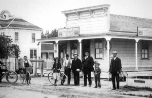 Autoridades de Hayward, o condado de Alameda sugerem que as reparações da cidade de Russell encontram Autoridades de Hayward, o condado de Alameda sugerem que as reparações da cidade de Russell encontram