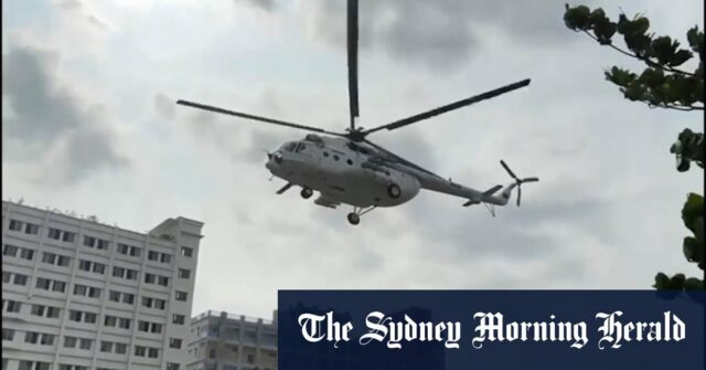 Bangladesh Air Force Training Jet Crash na escola em Dhaka, mate pelo menos 1

