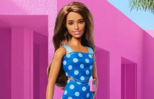 Barbie apresenta a primeira boneca com diabetes tipo 1 que vem com uma bomba de insulina e mais Barbie apresenta a primeira boneca com diabetes tipo 1 que vem com uma bomba de insulina e mais