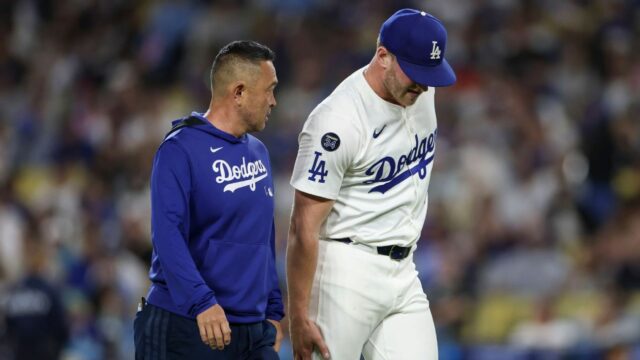 "Bottom Rock": Bullpen Dodgers

